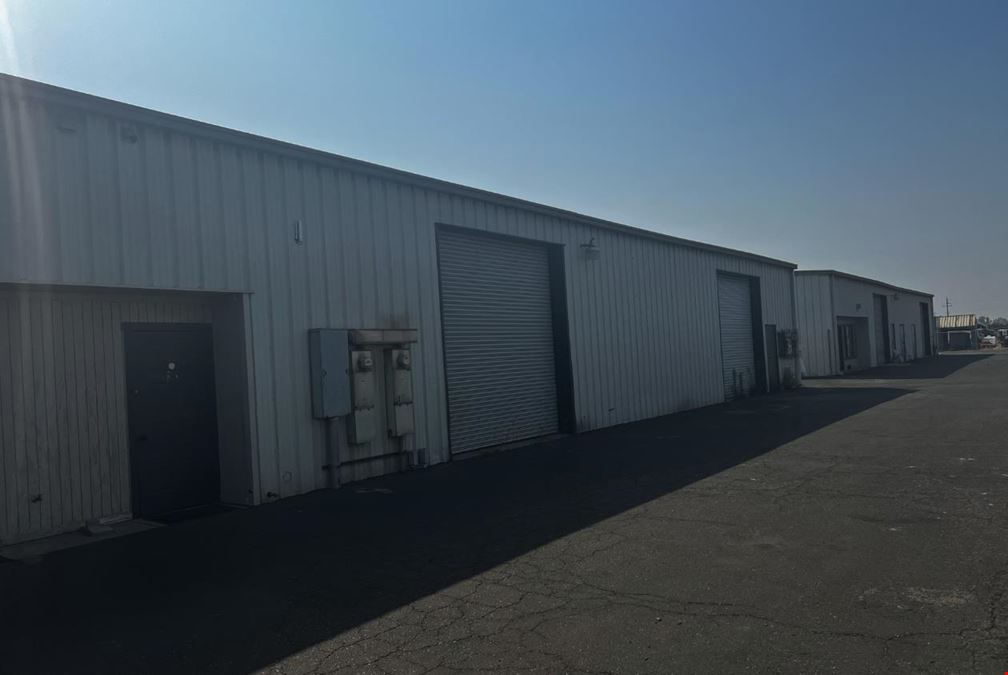 Fresno, CA Warehouse for Rent 1354 1,000100,000 sqft 5489 West